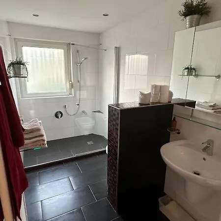 Monikas - Gemuetliche 3-zimmer-wohnung Im Herzen Von Böblingen