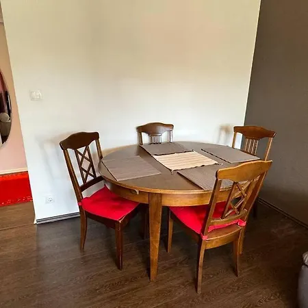 Apartment Monikas - Gemuetliche 3-zimmer-wohnung Im Herzen Von Boeblingen